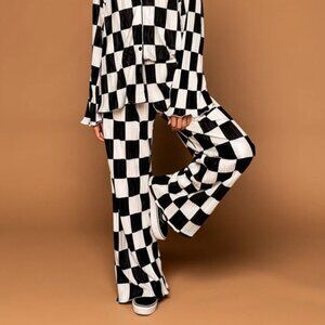Dressed in LALA Checkboard Print Plissé Pants Medium M